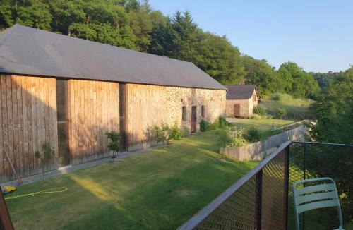 Entrammes House | Moulin De La Benatre