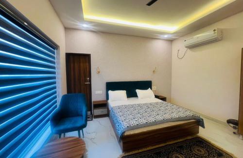 Rupnagar Hotel | Mount Green Hotel Bharatgarh