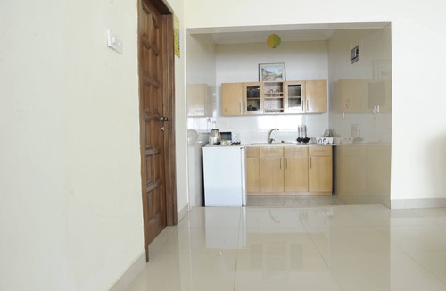 Obosomase Hotel | Mount Pleasant Inns & Apartment