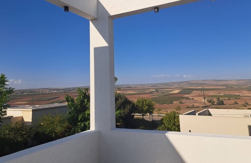 Rishon LeTsiyon House | Mount Tabor Home by Sea N' Rent