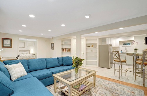 Mount Vernon Apartment | Mount Vernon Hideaway-45 DAY Minimum Stay