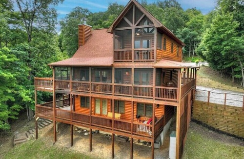 Mineral Bluff Cabin | Mount Watson Lodge