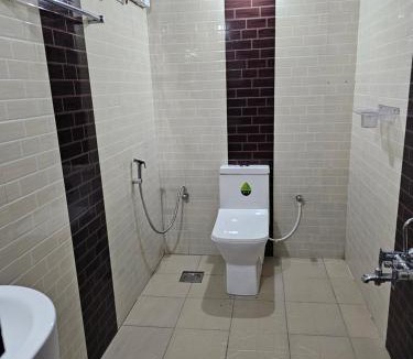 Kunnathidavaka Hotel | Mount Wave Holiday Pool Villa