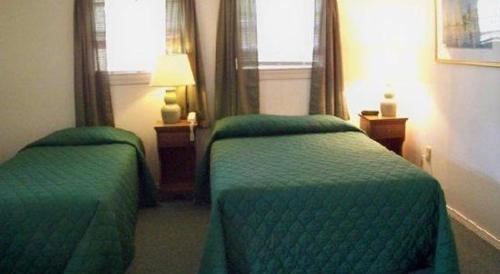 Center Ossipee Hotel | Mount Whittier Motel