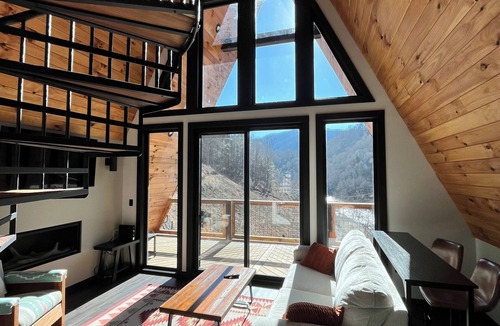 Burnsville Cabin | Mountain A-Frame with riverfront views