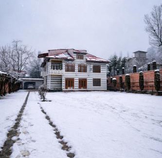 Nishat-Shalimar House | Mountain and peace homestay