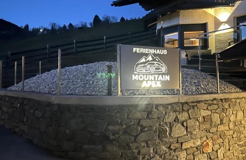 Doelsach House | Mountain Apex