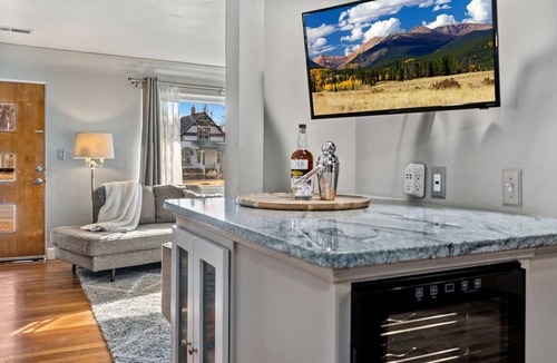 Old Town West House | Mountain Ave Retreat - Walk to Old Town Fun!