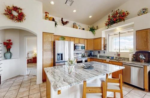 Oro Valley House | Mountain Calling