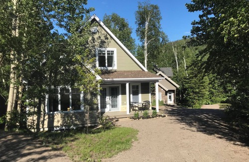 L'Anse-Saint-Jean Cottage | Mountain Cottage on Mont Edouard, ski in ski out, great hiking and mtn biking