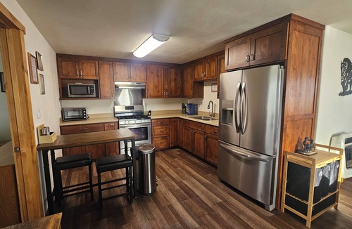 Cody Cabin | Mountain Crest Cabin - Cozy Lodging, Close to Cody