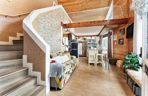 Sunshine Valley Cabin | Mountain Escape Lodge with Sauna