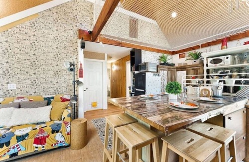 Sunshine Valley Cabin | Mountain Escape Lodge with Sauna