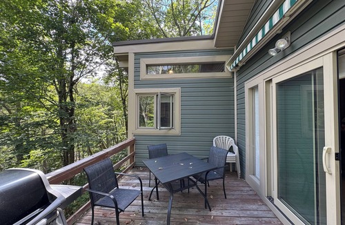 Charter Hills House | Mountain Fox - Cozy Chalet Near Beech Ski Resort