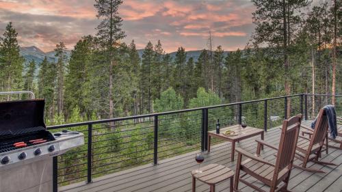 Forest Hills House | Mountain Gate