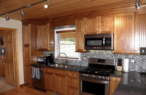 Piney Creek Ski Chalet | Mountain Getaway Chalet by the New River with Sunset Views and deers to feed