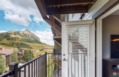 Mount Crested Butte Apartment | Mountain Getaway
