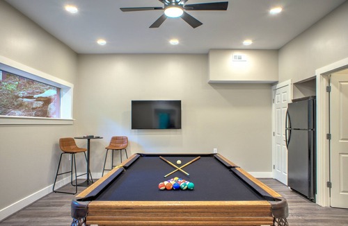 Fairview House | Mountain Haven | A Luxurious Asheville Cabin | Exclusive Pool, Pet-Friendly with Hot Tub & Game Room