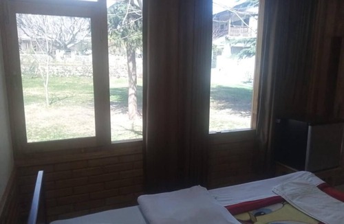 Chitral Hotel | Mountain Inn Hotel Chitral
