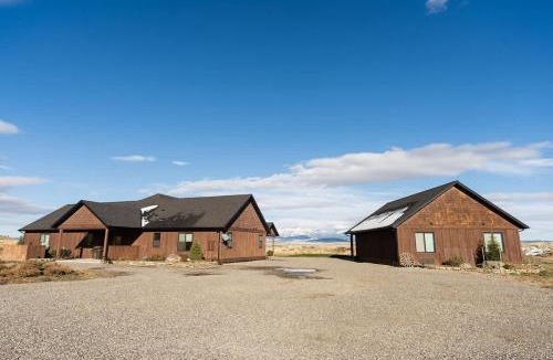 Clyde Park House | Mountain Lodge