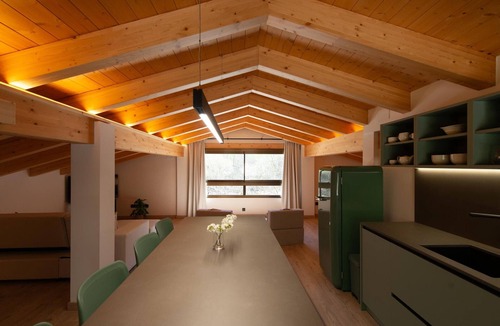 Montardit de Baix Apartment | Mountain Loft Trencalòs, pets allowed