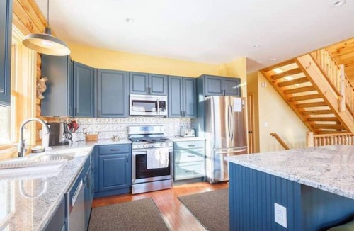 Jewett House | Mountain Magic awaits you!