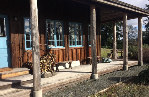 Friday Harbor House | Mountain & meadow views among old growth oaks with hot tub
