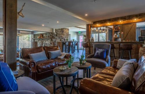 Killington Hotel | Mountain Meadows Lodge