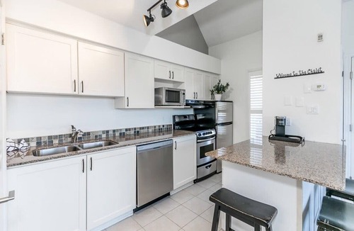 Craigleith Apartment | Mountain Peaks | Pool, Shuttle w/2 Patios