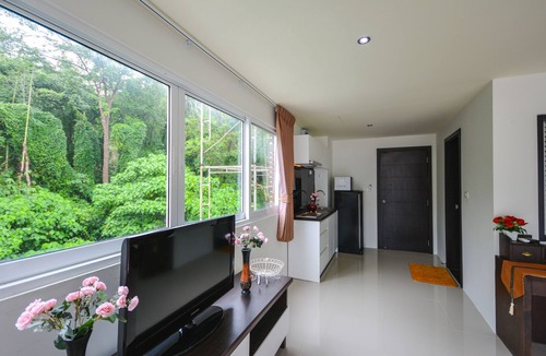 Patong Apartment | Mountain/Poolview Balcony 45M2