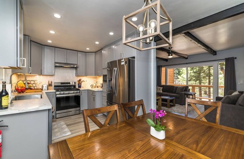 Incline Village House | Mountain Retreat - Lake Tahoe - Incline Village w/Garage