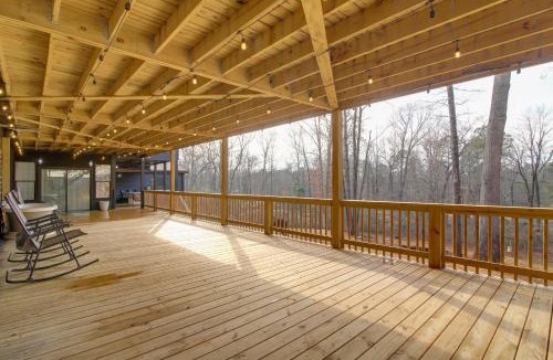 Banks County House | Mountain Retreat in Commerce w/Billiards + Darts