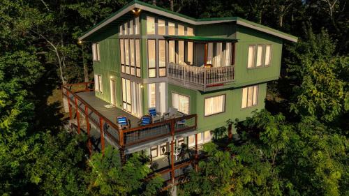 Mentone House | Mountain Retreat Ruby's Roost Home & Loft