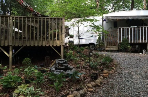 Cleveland House | Mountain Retreat RV and beautiful cabin, Pet friendly #2509044