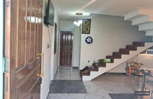 Laripora House | Mountain side homestay