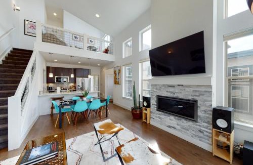 Rendezvous House | Mountain Sky Cottage