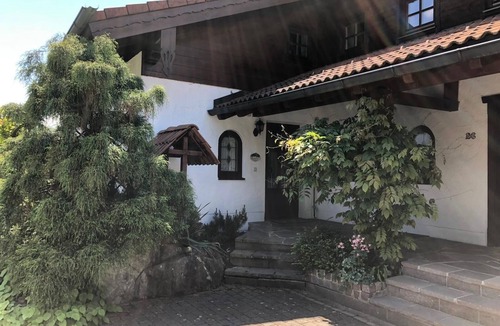 Reifing House | Mountain spring holiday flat