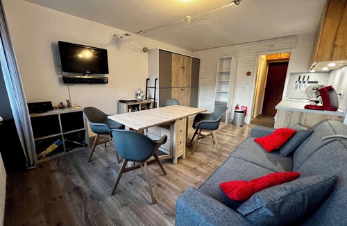 Les Carroz-d'Araches Apartment | Mountain studio in the center of Les Carroz, ideal for couples and small families.