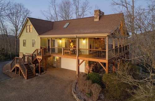 Pisgah Forest House | Mountain Summit House in Pisgah Forest - Brevard, NC