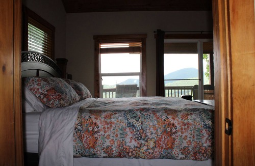 Cullowhee House | Mountain Top luxury cabin Cashiers Smokey Mountains NC USA