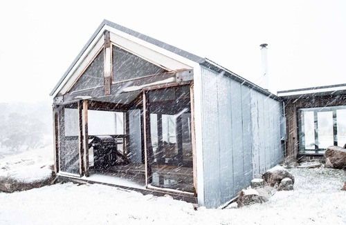 Crackenback Cabin | + MOUNTAIN TRANQUILITY + Fireplace + PETS WELCOME