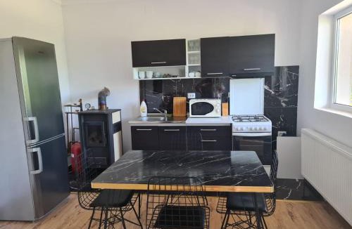 Valea Mare-Pravat House | Mountain View 2 - ciubar