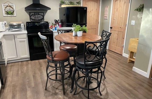 Berthoud House | Mountain View Acres Guest Suite