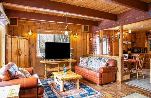 Salt Lake Mountain Resorts House | Mountain View Chalet