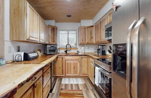 Sapphire Condo | Mountain-view condo with pools, hot tub, sauna, tennis, game room, & balcony