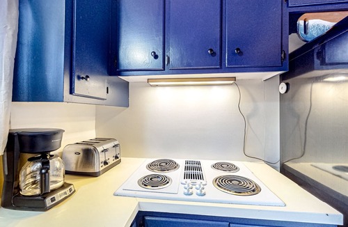 Whitefield House | Mountain-view cottage with inviting deck, fireplace & washer/dryer