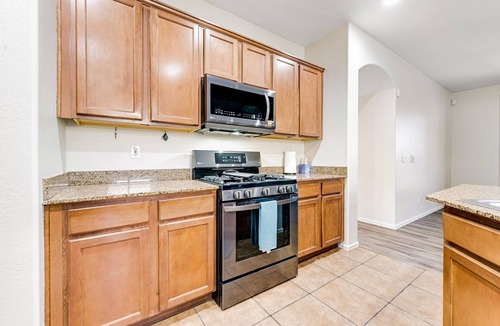 Avondale House | Mountain-view gem - 2 large living rooms, heated pool, enclosed yard, AC & W/D