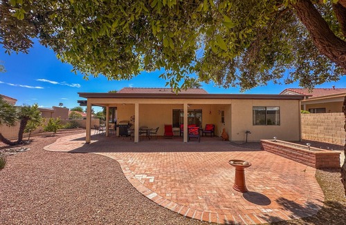 Saddlebrooke House | Mountain-view home with shaded patio, large yard, on-site golf & tennis