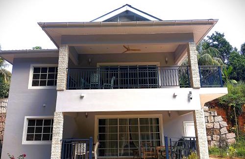 La Digue Hotel | Mountain View Hotel