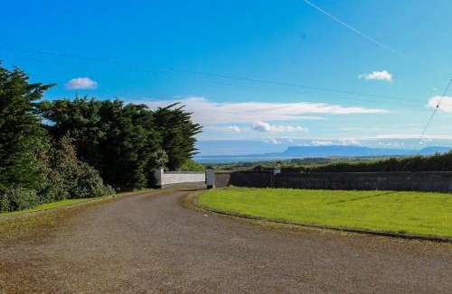 Aughris House | Mountain View